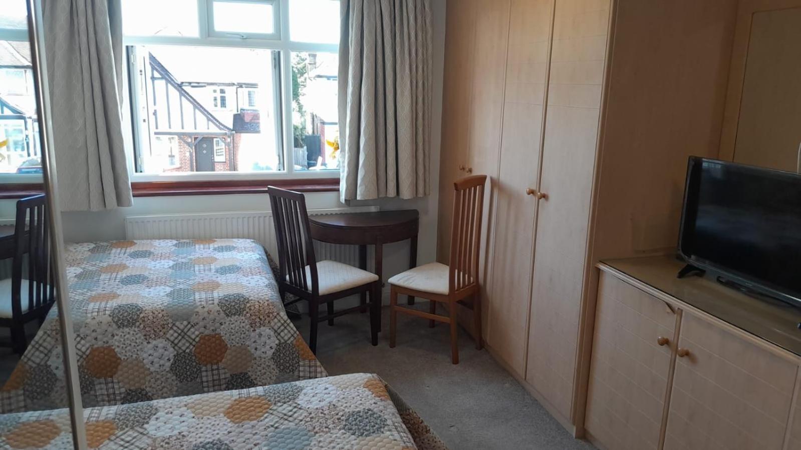 Edgware B&B Barnet Eksteriør billede